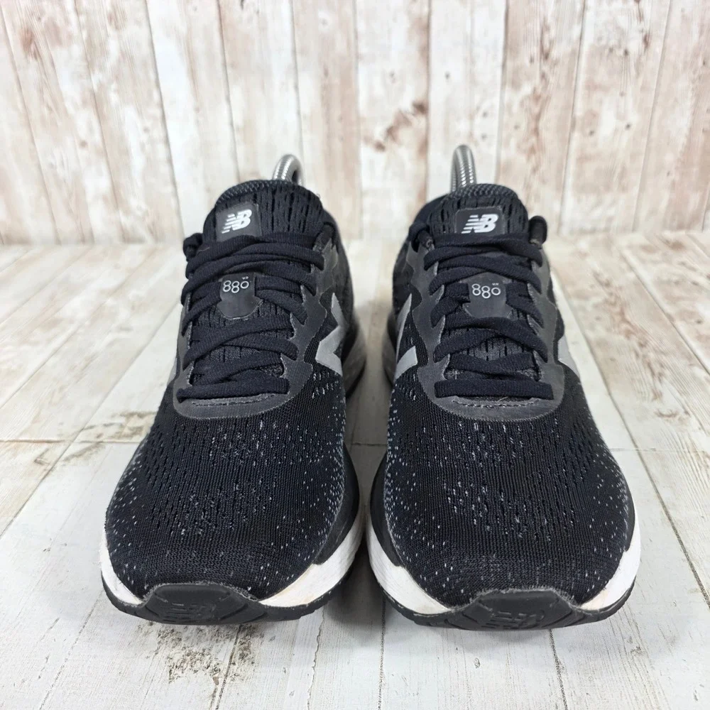 New Balance 880v8 Womens Running Shoes Black Silver W880BK8 Size 8 Wide D